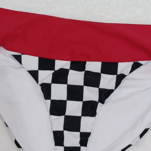VENUS The Getaway Checkmate Bikini Bottom, size 6 - Picture 7 of 12